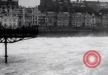 Immagine di Tempesta di metà inverno a Dover Inghilterra Dover Inghilterra Regno Unito, 1925, secondo 54 filmato di repertorio 65675079640