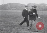 Immagine di John D Rockefeller gioca a golf Florida United States USA, 1925, secondo 39 filmato di repertorio 65675079641