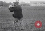 Immagine di John D Rockefeller gioca a golf Florida United States USA, 1925, secondo 44 filmato di repertorio 65675079641