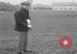 Immagine di John D Rockefeller gioca a golf Florida United States USA, 1925, secondo 46 filmato di repertorio 65675079641