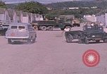 Standbild Eingang zum GTMO Naval Exchange-Shop Guantanamo Bay, Kuba, 1962, aus Sekunde 5 historischem Filmmaterial Videoclip 65675079673