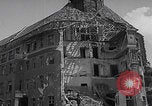 Standbild Präsident Truman besichtigt die Schäden in Berlin Berlin, Deutschland, 1945, aus Sekunde 13 historischem Filmmaterial Videoclip 65675079677