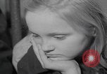 Standbild Caritas Haus Wien verarbeitet ungarische Flüchtlinge Wien Österreich, 1956, aus Sekunde 6 historischem Filmmaterial Videoclip 65675079683