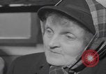 Standbild Caritas Haus Wien verarbeitet ungarische Flüchtlinge Wien Österreich, 1956, aus Sekunde 11 historischem Filmmaterial Videoclip 65675079683