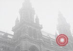 Standbild Caritas Haus Wien verarbeitet ungarische Flüchtlinge Wien Österreich, 1956, aus Sekunde 18 historischem Filmmaterial Videoclip 65675079683