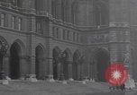 Standbild Caritas Haus Wien verarbeitet ungarische Flüchtlinge Wien Österreich, 1956, aus Sekunde 26 historischem Filmmaterial Videoclip 65675079683
