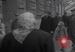 Standbild Caritas Haus Wien verarbeitet ungarische Flüchtlinge Wien Österreich, 1956, aus Sekunde 40 historischem Filmmaterial Videoclip 65675079683