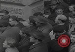 Standbild Flüchtlinge der ungarischen Revolution Wien Österreich, 1956, aus Sekunde 10 historischem Filmmaterial Videoclip 65675079684