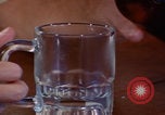 Immagine di gli uomini guidano nel deserto United States USA, 1967, secondo 55 filmato di repertorio 65675079696
