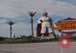 Immagine di Las Vegas Road Trip Motel Las Vegas Nevada USA, 1967, secondo 38 filmato di repertorio 65675079697