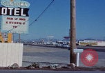 Immagine di Las Vegas Road Trip Motel Las Vegas Nevada USA, 1967, secondo 57 filmato di repertorio 65675079697
