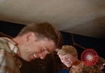 Immagine di le coppie degli anni '60 ballano Las Vegas Nevada USA, 1967, secondo 25 filmato di repertorio 65675079699
