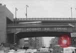 Immagine di Traffico del Lincoln Tunnel New York City USA, 1960, secondo 17 filmato di repertorio 65675079725