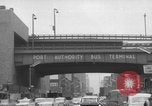 Immagine di Traffico del Lincoln Tunnel New York City USA, 1960, secondo 19 filmato di repertorio 65675079725