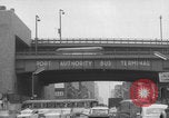 Immagine di Traffico del Lincoln Tunnel New York City USA, 1960, secondo 22 filmato di repertorio 65675079725