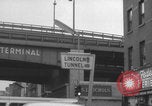 Immagine di Traffico del Lincoln Tunnel New York City USA, 1960, secondo 27 filmato di repertorio 65675079725