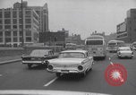 Immagine di Traffico del Lincoln Tunnel New York City USA, 1960, secondo 42 filmato di repertorio 65675079725