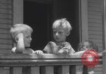 Immagine di Quartiere slum Altanta Atlanta Georgia USA, 1960, secondo 59 filmato di repertorio 65675079740