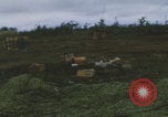 Standbild Khe Sanh Airdrop Vietnam Khe Sanh Vietnam, 1968, aus Sekunde 22 historischem Filmmaterial Videoclip 65675079752