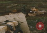 Standbild Khe Sanh Airdrop Vietnam Khe Sanh Vietnam, 1968, aus Sekunde 40 historischem Filmmaterial Videoclip 65675079752