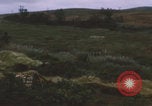 Standbild Khe Sanh Fracht Fallschirmabwurf Vietnam Krieg Khe Sanh Vietnam, 1968, aus Sekunde 39 historischem Filmmaterial Videoclip 65675079753