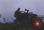 Standbild Khe Sanh Fracht Fallschirmabwurf Vietnam Krieg Khe Sanh Vietnam, 1968, aus Sekunde 59 historischem Filmmaterial Videoclip 65675079753