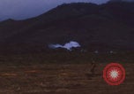 Standbild Khe Sanh Air Support Khe Sanh Vietnam, 1968, aus Sekunde 58 historischem Filmmaterial Videoclip 65675079754