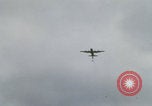 Image Guerre du Vietnam Khe Sanh cargo drop Khe Sanh Vietnam, 1968, de la seconde 16 séquences d'archives historiques vidéo 65675079755