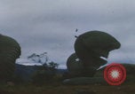 Image Guerre du Vietnam Khe Sanh cargo drop Khe Sanh Vietnam, 1968, de la seconde 44 séquences d'archives historiques vidéo 65675079755