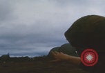 Image Guerre du Vietnam Khe Sanh cargo drop Khe Sanh Vietnam, 1968, de la seconde 50 séquences d'archives historiques vidéo 65675079755