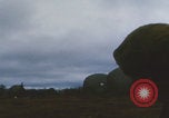 Image Guerre du Vietnam Khe Sanh cargo drop Khe Sanh Vietnam, 1968, de la seconde 51 séquences d'archives historiques vidéo 65675079755