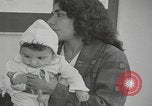 Standbild Iran-Säuglingsmedizin Iran, 1960, aus Sekunde 12 historischem Filmmaterial Videoclip 65675079810