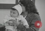 Standbild Iran-Säuglingsmedizin Iran, 1960, aus Sekunde 14 historischem Filmmaterial Videoclip 65675079810
