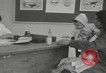 Standbild Iran-Säuglingsmedizin Iran, 1960, aus Sekunde 15 historischem Filmmaterial Videoclip 65675079810
