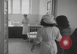 Standbild Iran-Säuglingsmedizin Iran, 1960, aus Sekunde 18 historischem Filmmaterial Videoclip 65675079810