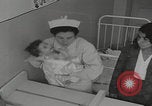 Standbild Iran-Säuglingsmedizin Iran, 1960, aus Sekunde 44 historischem Filmmaterial Videoclip 65675079810