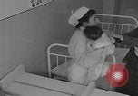 Standbild Iran-Säuglingsmedizin Iran, 1960, aus Sekunde 45 historischem Filmmaterial Videoclip 65675079810