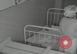 Standbild Iran-Säuglingsmedizin Iran, 1960, aus Sekunde 46 historischem Filmmaterial Videoclip 65675079810