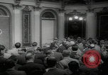 Standbild Pressekonferenz des Weißen Hauses Washington DC USA, 1959, aus Sekunde 19 historischem Filmmaterial Videoclip 65675079811