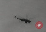 Standbild Hubschraubertestflug Stratford Connecticut USA, 1959, aus Sekunde 22 historischem Filmmaterial Videoclip 65675079812