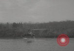 Standbild Hubschraubertestflug Stratford Connecticut USA, 1959, aus Sekunde 46 historischem Filmmaterial Videoclip 65675079812