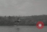 Standbild Hubschraubertestflug Stratford Connecticut USA, 1959, aus Sekunde 47 historischem Filmmaterial Videoclip 65675079812