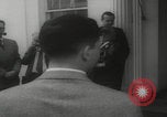 Standbild König Hussein besucht Amerika Washington DC USA, 1959, aus Sekunde 9 historischem Filmmaterial Videoclip 65675079813