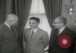 Standbild König Hussein besucht Amerika Washington DC USA, 1959, aus Sekunde 25 historischem Filmmaterial Videoclip 65675079813