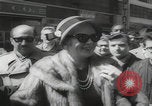 Standbild Roxy Theatre-Feier New York City USA, 1959, aus Sekunde 9 historischem Filmmaterial Videoclip 65675079814