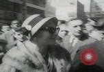 Standbild Roxy Theatre-Feier New York City USA, 1959, aus Sekunde 10 historischem Filmmaterial Videoclip 65675079814