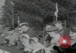Standbild Weltmeisterschaft im Barrel-Jumping New York City USA, 1960, aus Sekunde 33 historischem Filmmaterial Videoclip 65675079820