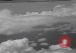 Immagine di Attacco aereo DEGLI STATI UNITI Tobera Airdrome Papua nuova Guinea, 1944, secondo 15 filmato di repertorio 65675079840