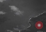 Immagine di Attacco aereo DEGLI STATI UNITI Tobera Airdrome Papua nuova Guinea, 1944, secondo 16 filmato di repertorio 65675079840