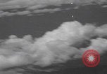 Immagine di Attacco aereo DEGLI STATI UNITI Tobera Airdrome Papua nuova Guinea, 1944, secondo 27 filmato di repertorio 65675079840